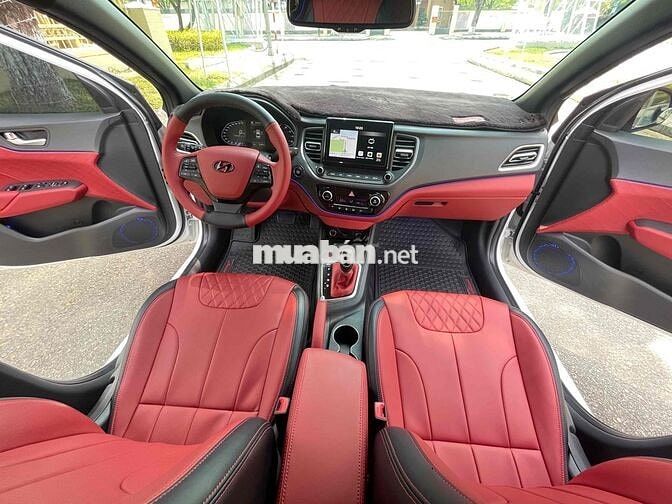 Hyundai Accent ATH 2023 Trắng 32000 km Tự động