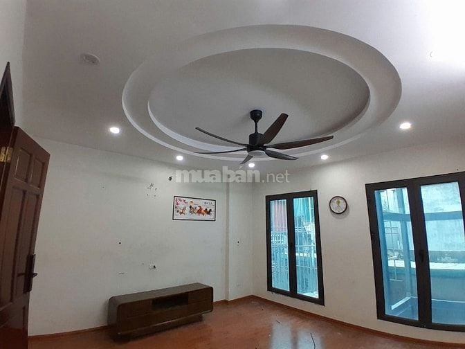 Cho thuê CCMN tại phố Minh Khai gần Timecity, cầu Mai Động, ĐHKDCN