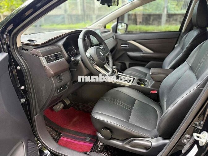 Mitsubishi Xpander Premium 2024 Đen 40.000 km