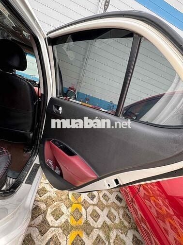 Hyundai i10 Sedan 1.2 AT 2017 Trắng Tự động