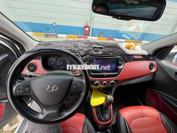 Hyundai i10 Sedan 1.2 AT 2017 Trắng Tự động