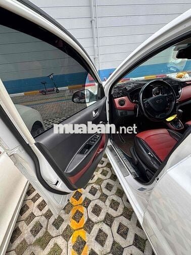 Hyundai i10 Sedan 1.2 AT 2017 Trắng Tự động