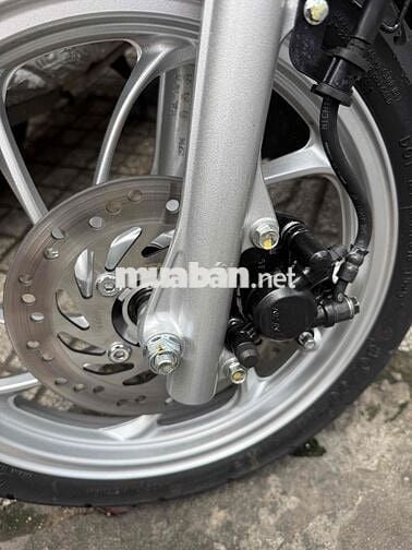 Honda Vision 2025 500 km màu Đỏ