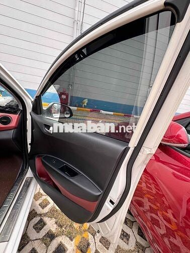 Hyundai i10 Sedan 1.2 AT 2017 Trắng Tự động