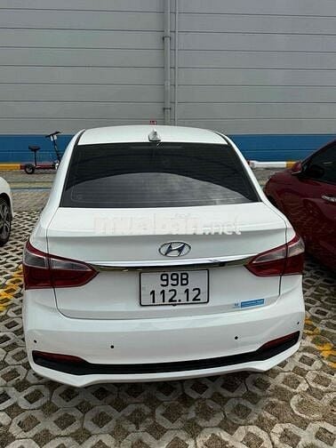 Hyundai i10 Sedan 1.2 AT 2017 Trắng Tự động
