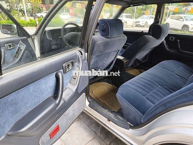 Toyota Crown 1993 3.0 Số sàn Bạc