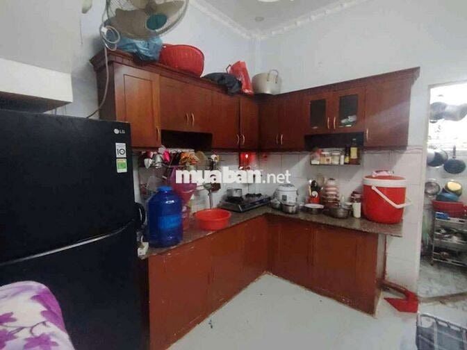 Nhà 3 tầng chính chủ ở giáp Nguyễn hữu Thọ Nhà bè