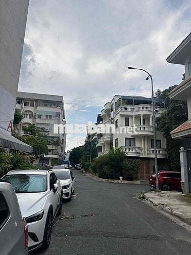 Bán căn hộ chung cư 43 Hồ Văn Huê đầy đủ nội thất