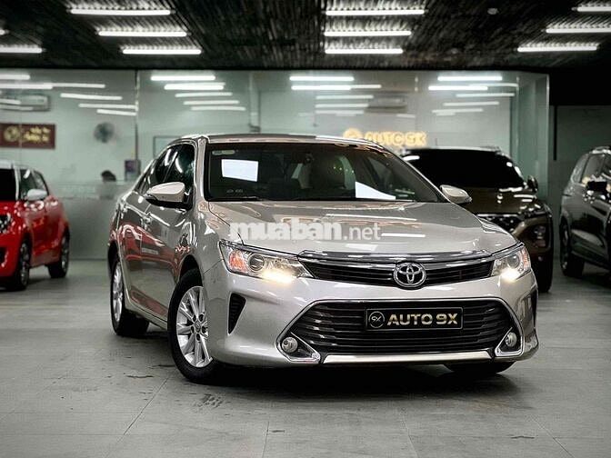 Toyota Camry 2.0E 2015 Vàng Ánh Kim Siêu Đẹp