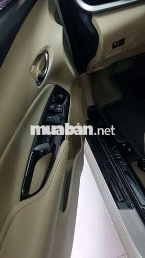 Toyota Vios 2019 Số tự động 10300 km Trắng