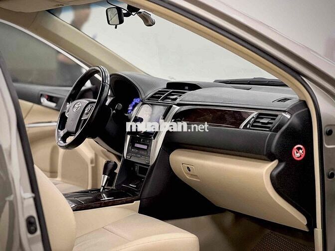 Toyota Camry 2.0E 2015 Vàng Ánh Kim Siêu Đẹp