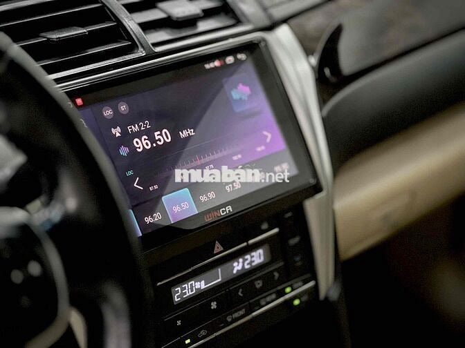 Toyota Camry 2.0E 2015 Vàng Ánh Kim Siêu Đẹp