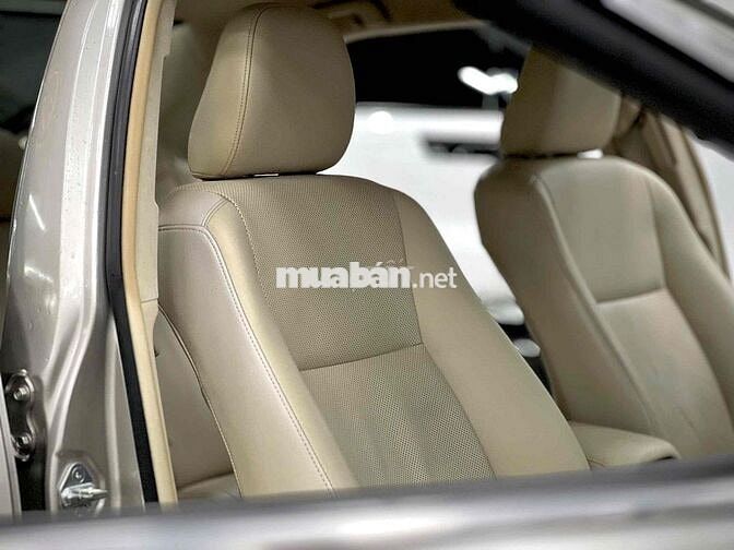 Toyota Camry 2.0E 2015 Vàng Ánh Kim Siêu Đẹp