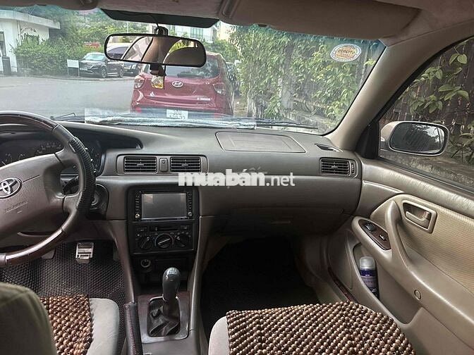 Toyota Camry 2001 Bạc