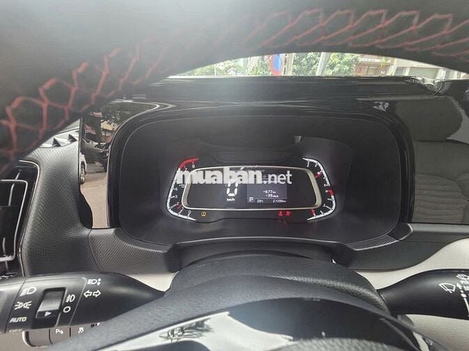 Kia Sonet Premium 2023 Trắng nóc đen 20.000 km
