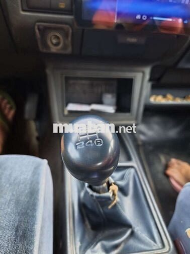 Toyota Crown 1993 3.0 Số sàn Bạc