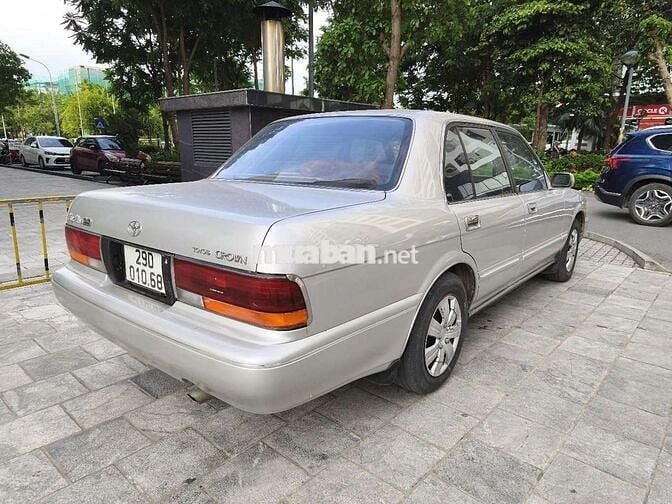 Toyota Crown 1993 3.0 Số sàn Bạc