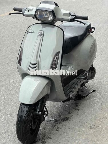 Piaggio Vespa Sprint LX125