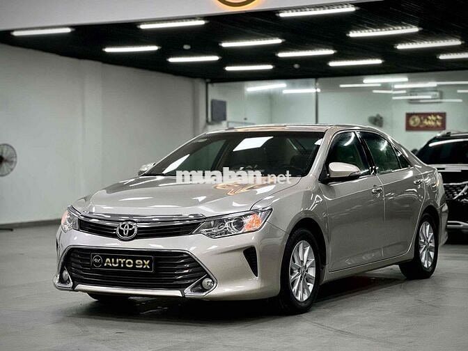 Toyota Camry 2.0E 2015 Vàng Ánh Kim Siêu Đẹp
