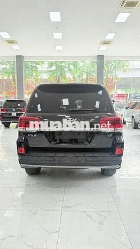 Land Cruiser 4.6 V8 sản xuất 2020. có hoá đơn VAT