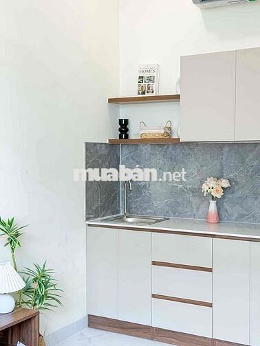 STUDIO BAN CÔNG MẶT TIỀN PHẠM HỮU CHÍ MỚI XÂY