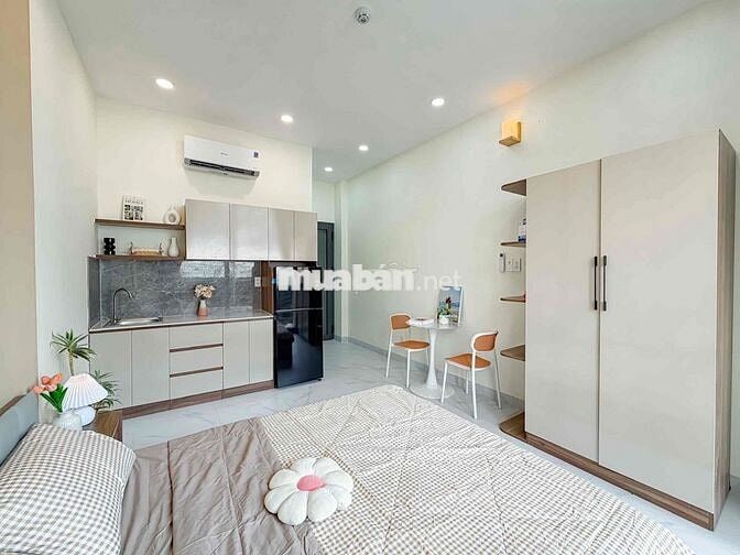 STUDIO BAN CÔNG MẶT TIỀN PHẠM HỮU CHÍ MỚI XÂY