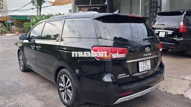 Kia Sedona 2015 Đen 100.000 km