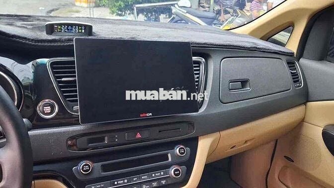 Kia Sedona 2015 Đen 100.000 km