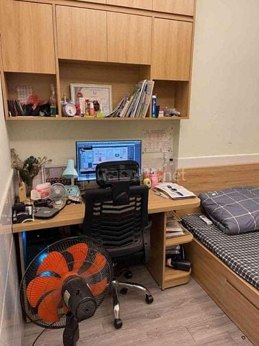Chưng cư tầng trung giá hiếm chỉ hơn 3 đồng, 2 ngủ sáng thoáng gần 70m