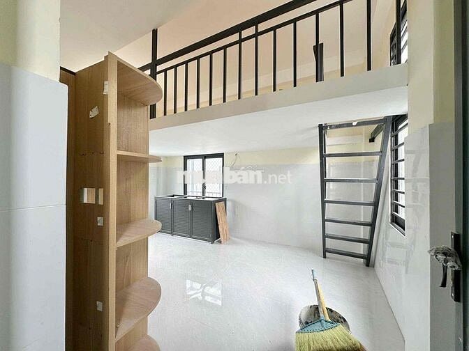 Duplex ban công mới xây Gần Phạm Văn Đồng, Kha Vạn Cân, Lý Tế Xuyên