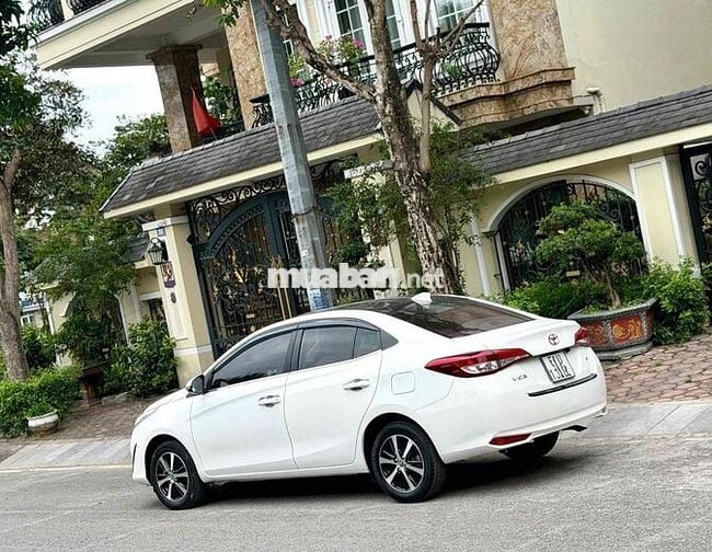 Toyota Vios 2020 1.5E CVT Trắng Tự động