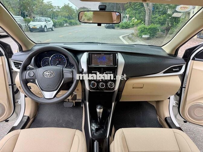 Toyota Vios 2020 1.5E CVT Trắng Tự động