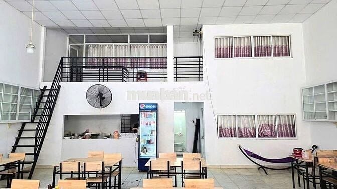 Cho thuê mặt bằng trệt lửng mặt tiền khu dân cư Metro