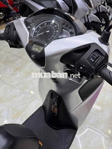 Honda SH 125CBS 2017 Bạc 18000 km