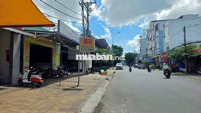 Cho thuê mặt bằng trệt lửng mặt tiền khu dân cư Metro