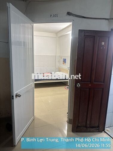 Phòng tầng trệt nhà nguyên căn Full Nội Thất, WC riêng