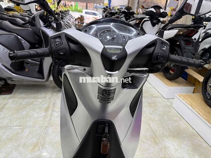 Honda SH 125CBS 2017 Bạc 18000 km