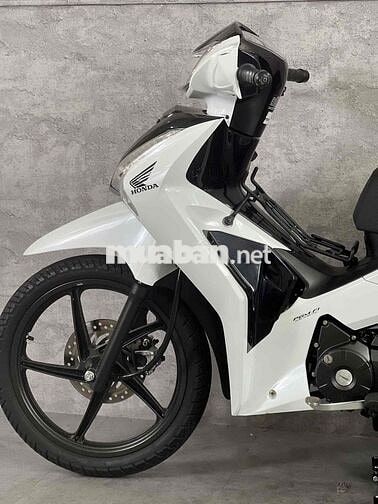 Honda Future 125 Fi 2024 Trắng đen 4000km