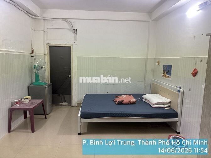 Phòng tầng trệt nhà nguyên căn Full Nội Thất, WC riêng