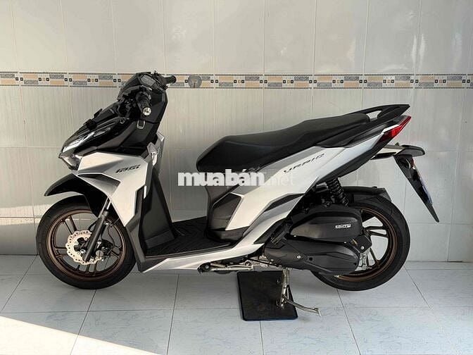 Vario 125 2024 Bạc Porsche 8000 km bstp chính chủ