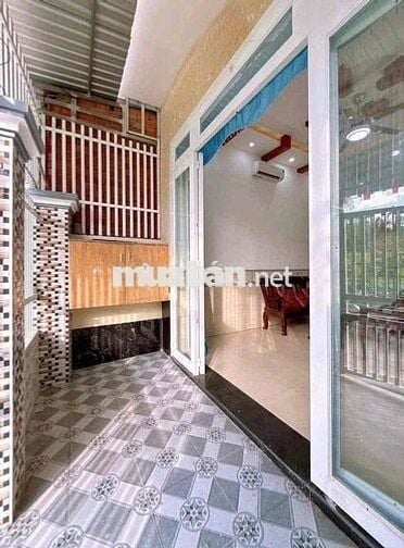 Nhà mới 2 phòng 2 máy lạnh hẻm Nguyễn Văn Linh