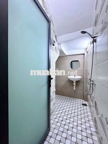 CHO THUÊ NHÀ HẺM 391 ĐƯỜNG BA MƯƠI THÁNG 4 3 PHÒNG NGỦ