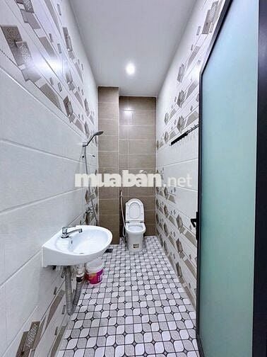CHO THUÊ NHÀ HẺM 391 ĐƯỜNG BA MƯƠI THÁNG 4 3 PHÒNG NGỦ