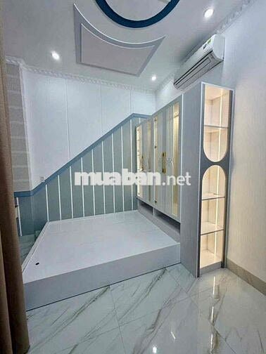 Nhà trệt lầu có nội thất hẻm 387 Trần Nam Phú