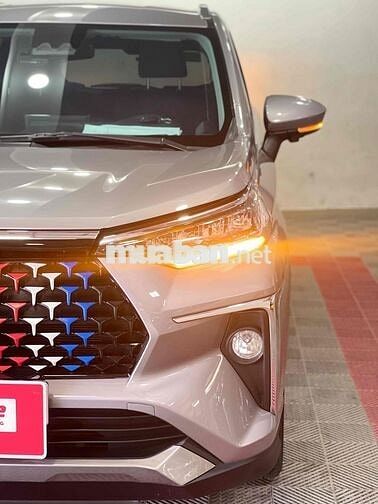 Toyota Veloz Cross Top 2025 Bạc Tím 31.000KM
