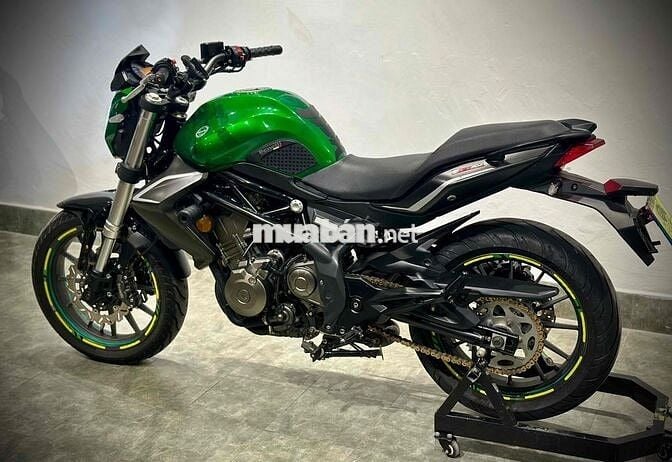 BENELLI 302 DATE 2016