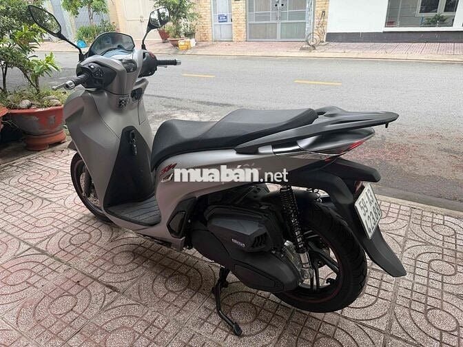 Honda SH305i 2023 Bạc 1000km