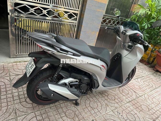 Honda SH350i 2023 1000km Bạc