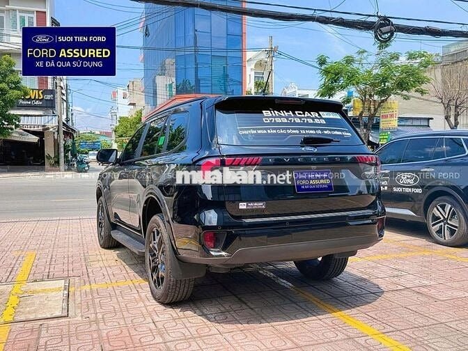 Ford Everest Sport 2025 Đen 9.000km Thái Lan