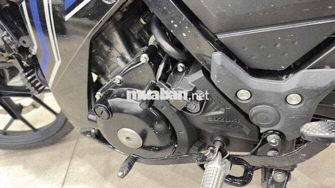 Suzuki Satria F150 Đen xanh 6 cấp